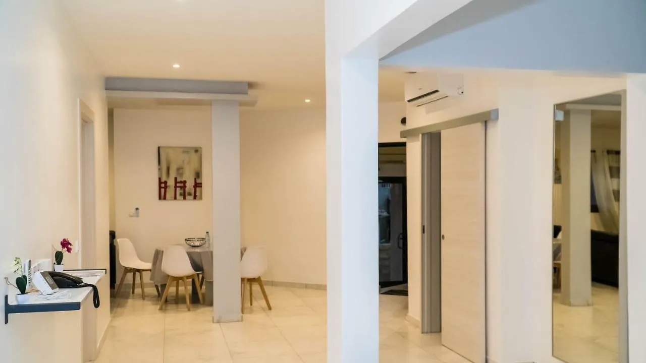 Apartment Residence Le Petit Ngor, Face Mer Dakar Senegal